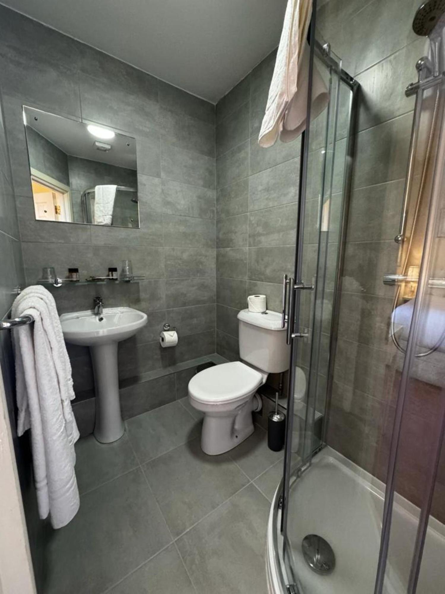 Double or Single Room